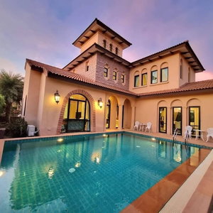 Hotel Estella Pool Villas Pattaya cazare Na Jomtien