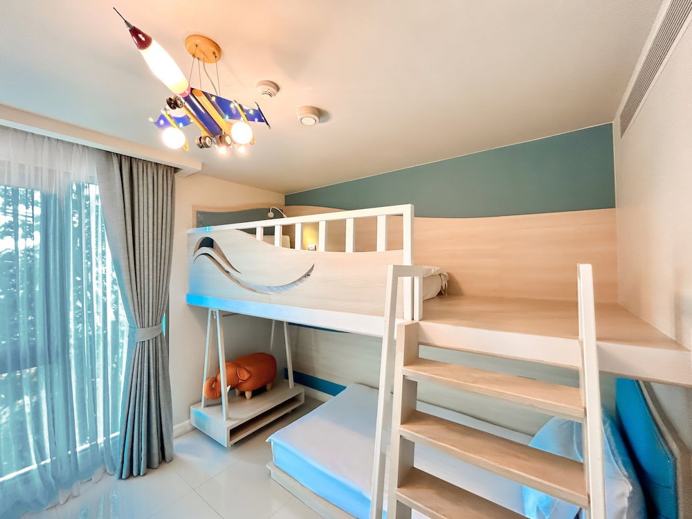 Centara Sonrisa Residences & Suites Sriracha