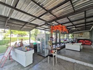 Hotel De Coco House cazare Si Racha