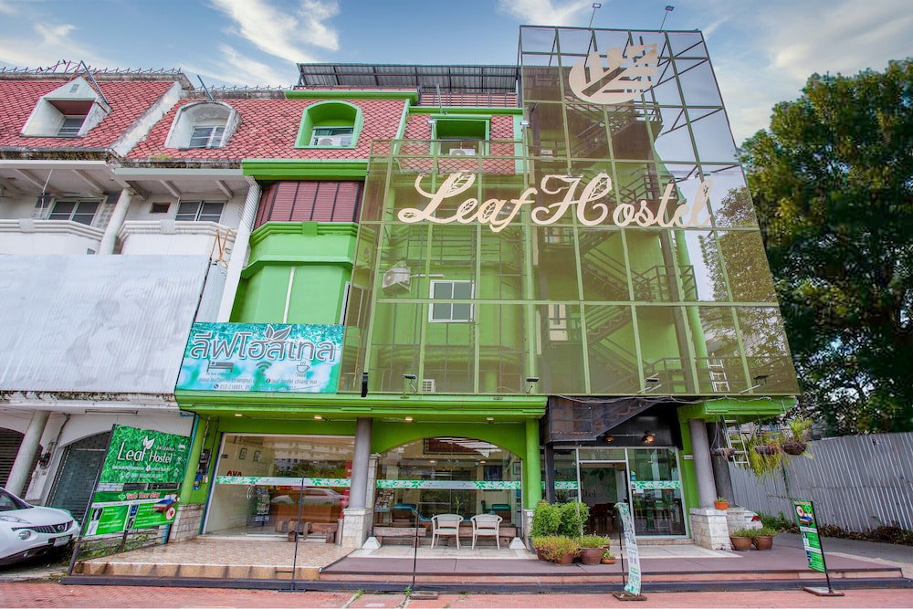Hotel Oyo 928 Leaf Hostel
