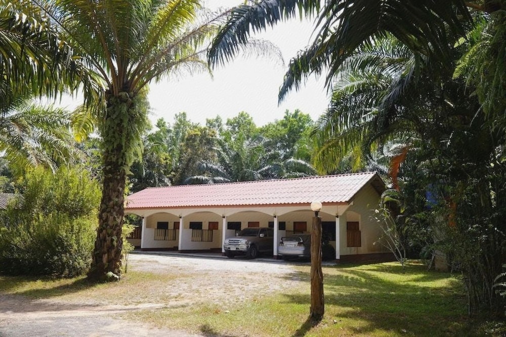 Hotel 057 Resort