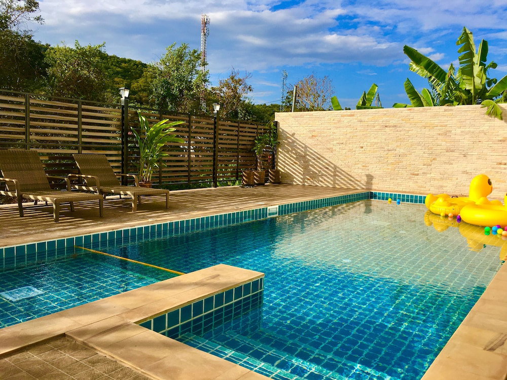 Hotel Koh Larn Riviera