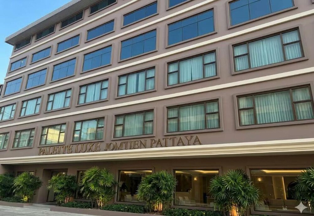 Palette Luxe Jomtien Beach Pattaya