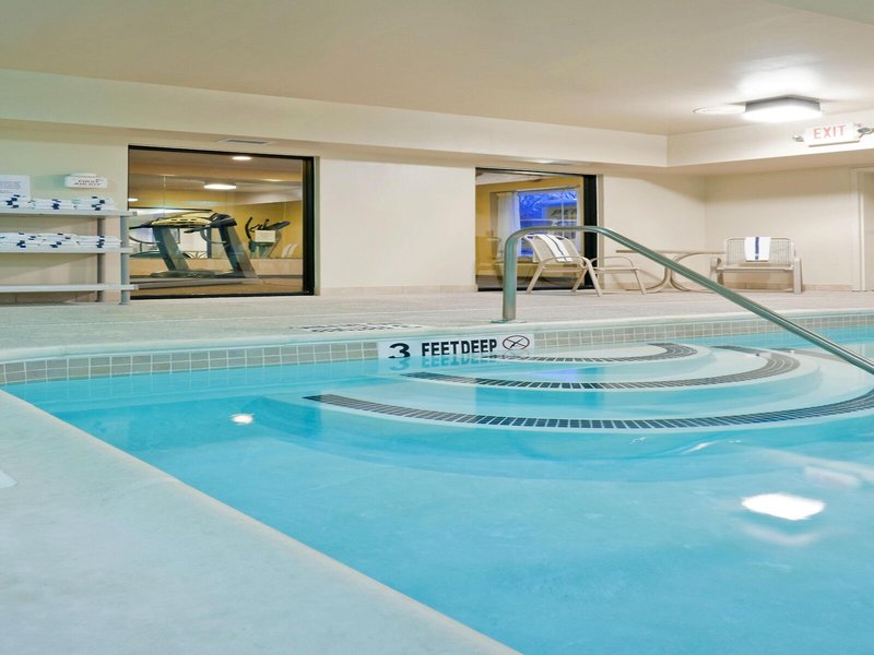Holiday Inn Express Hotel & Suites Clifton Park