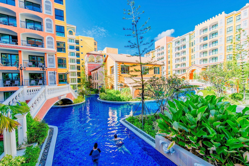 Hotel Venetian Resort Pattaya - Quiet Oasis - Huge Waterpark, Gym, Sauna & Kids Playground