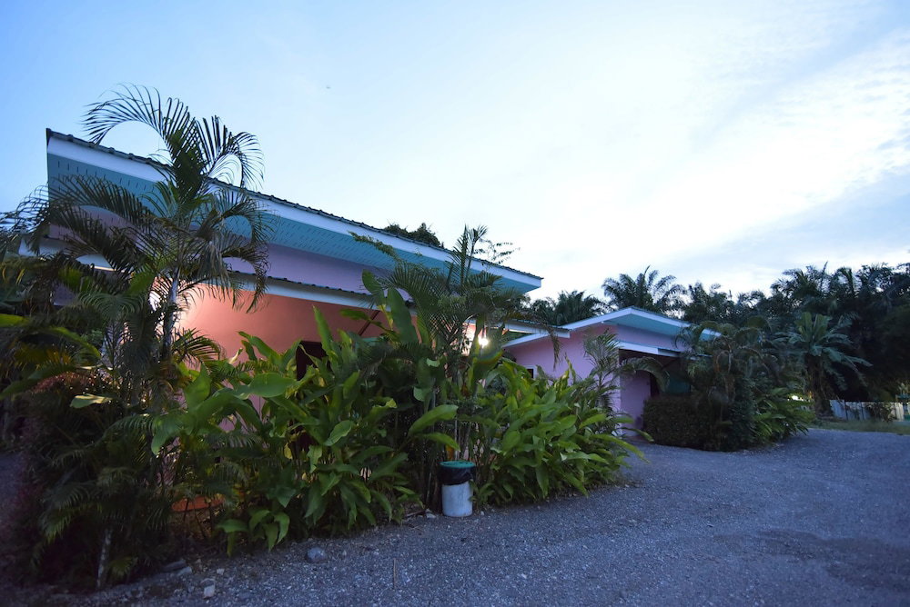 Hotel Tonkla Resort
