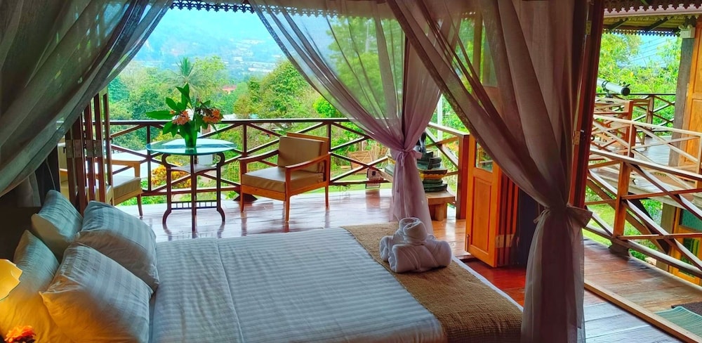Hotel Camelliana Horizon Pongyang - Nature Retreat