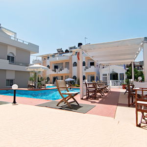 Sejur Sirena Apartments vacanta Agia Pelagia
