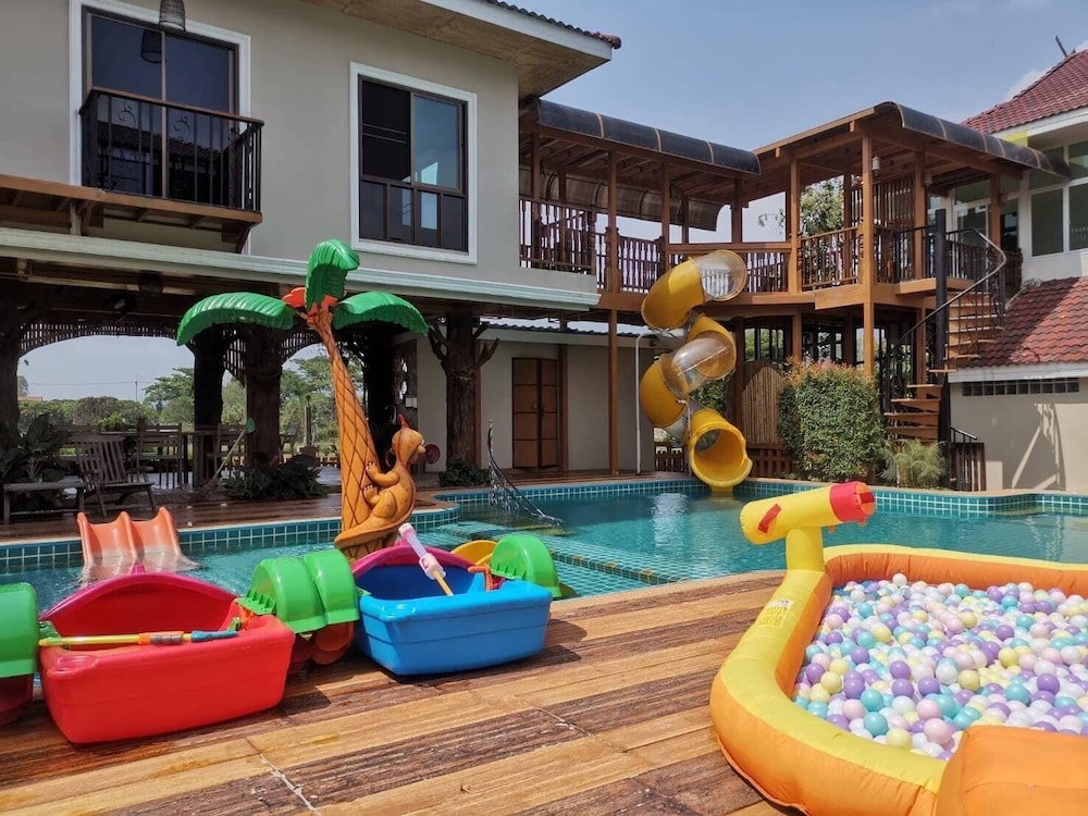 Hotel Mana An Lake Hill Resort