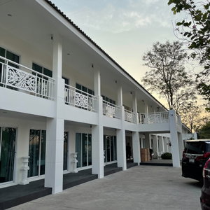 Hotel Ivory House Sriracha cazare Si Racha