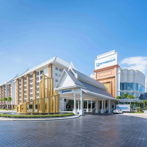 Hotel Wyndham Jomtien Pattaya cazare Na Jomtien