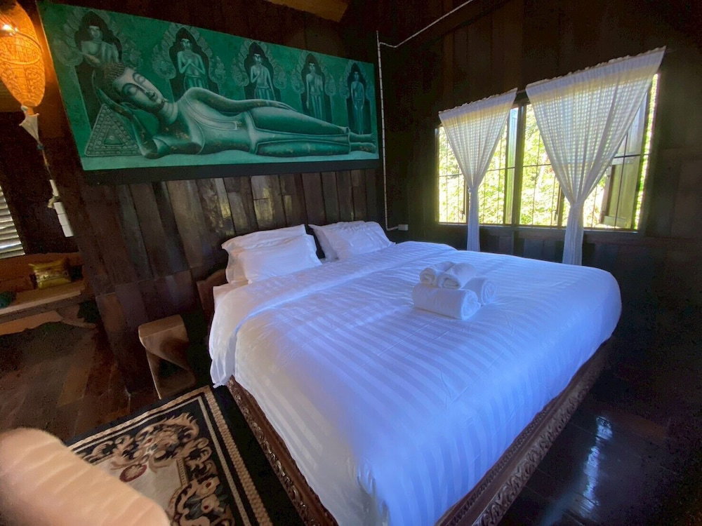 Hotel The Elephant House And Pool Villas
