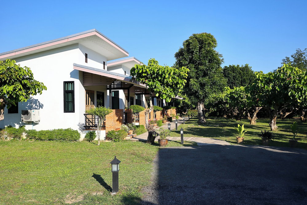 Hotel Chiang Mai Garden Bungalows
