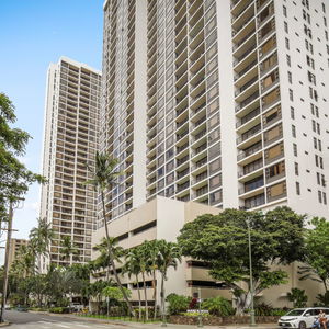 Hotel Aston At The Waikiki Banyan cazare Honolulu