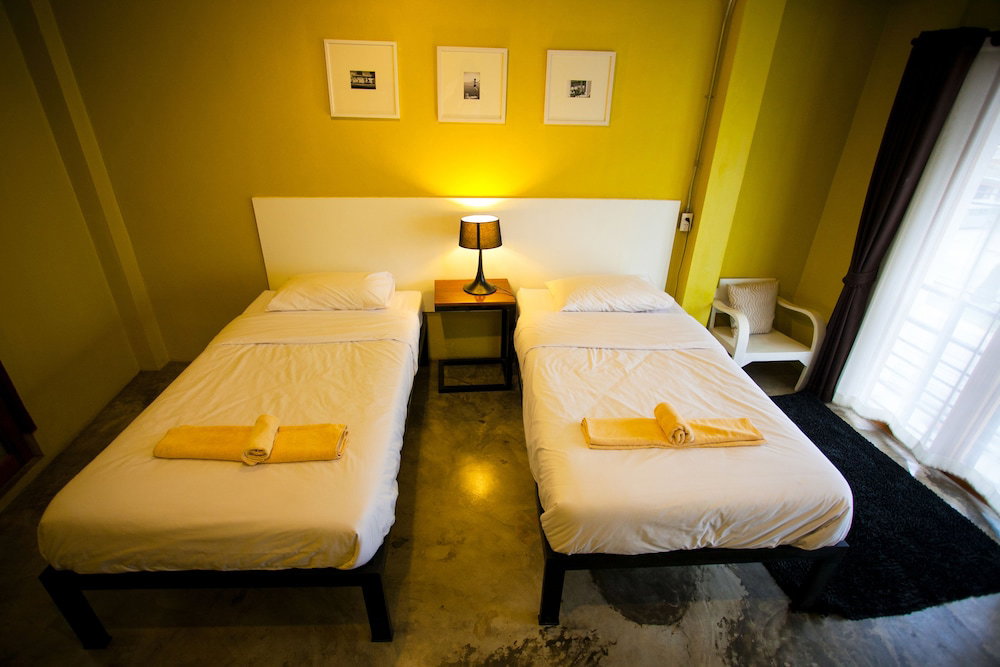 Hotel Afterglow Hostel