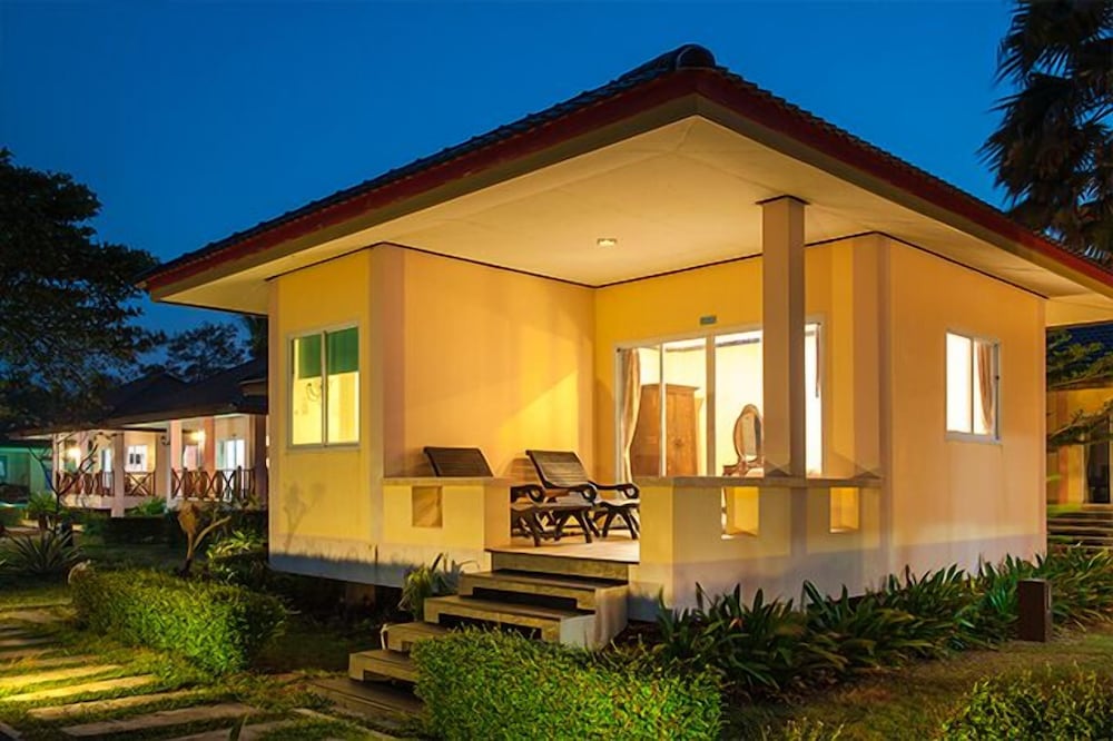 Hotel Chonnapha Resort