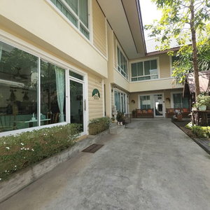 Hotel Romyen Cafe Homestay cazare Phra Nakhon Si Ayutthaya