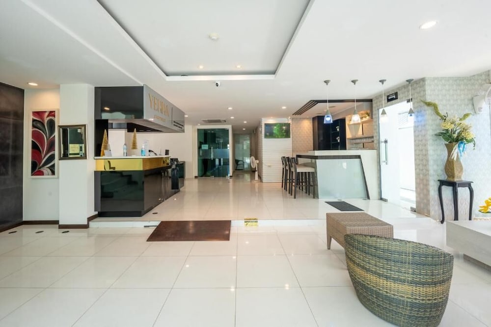 Yenna Apartment