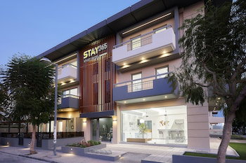 Stay365 Aparthotel