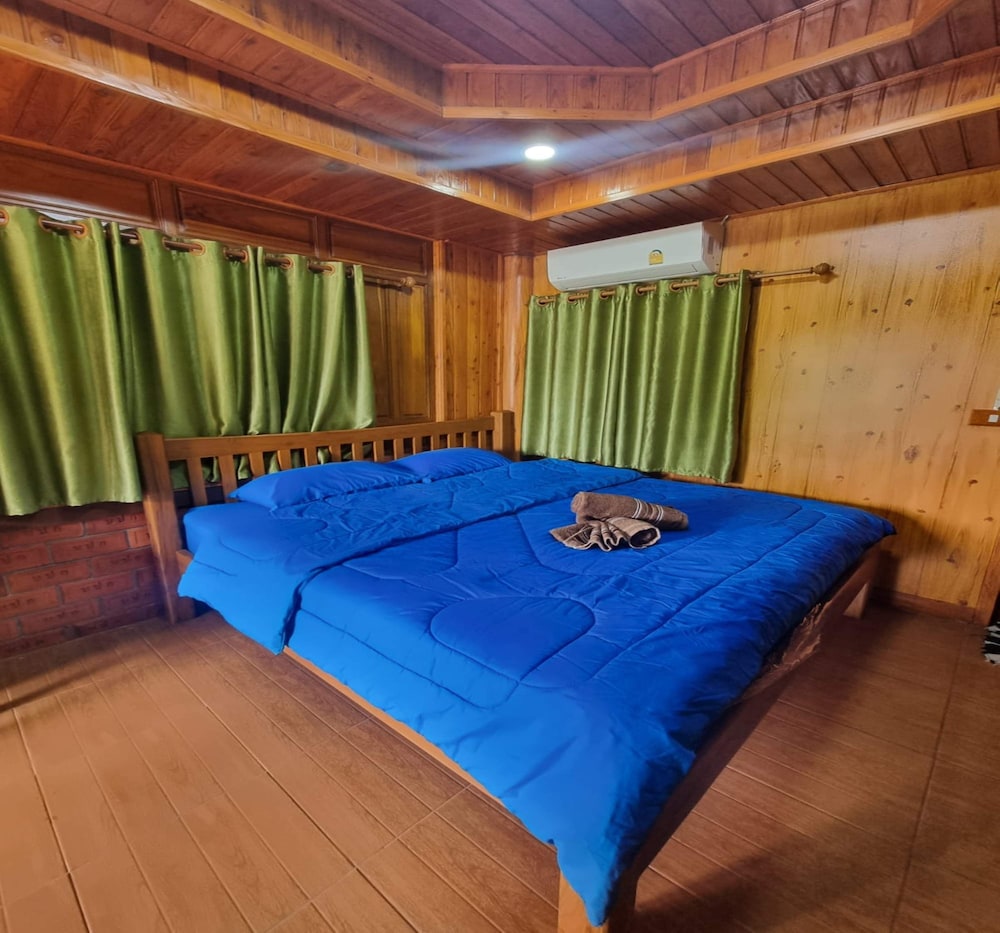 Hotel Metathsana Resort