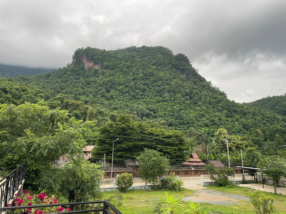 Hotel Doi Luang Scene
