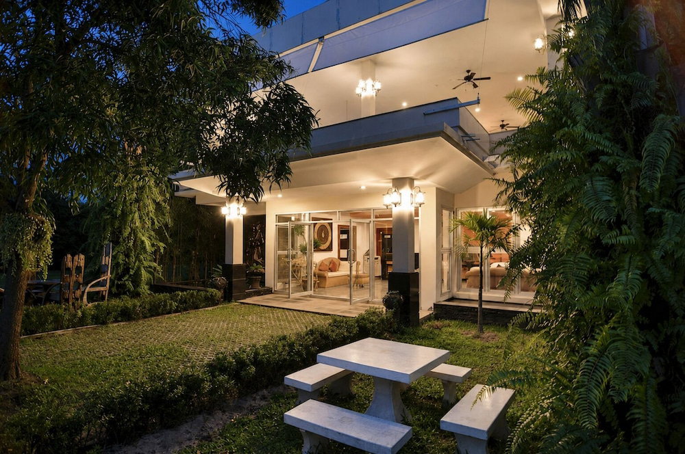 Blue Palm Seafront Resort Phuket