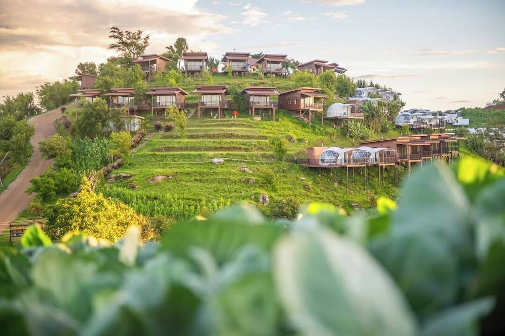 Hotel Mon Sai Lom Monjam