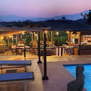 Hotel Country Retreat cazare San Sai
