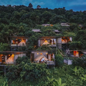 Hotel Him Suan Homestay cazare San Sai