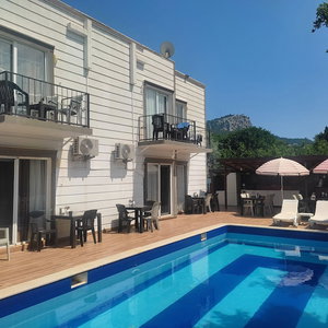 Hotel Garden Prizma Hotel & Rooms cazare Merkez