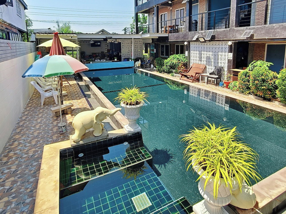 Hotel Ora House