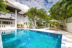 Hotel Phuket Leisure Time Hotel cazare Rawai