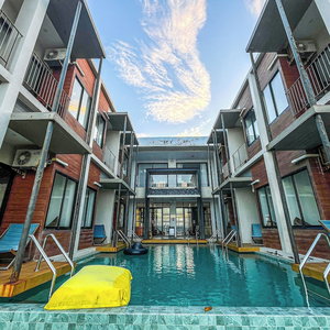 Hotel Leamsai Beach Resort cazare Chaiya