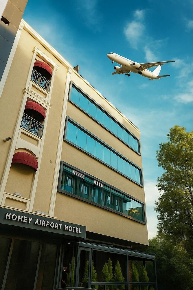 Hotel Homey Airport Hotel