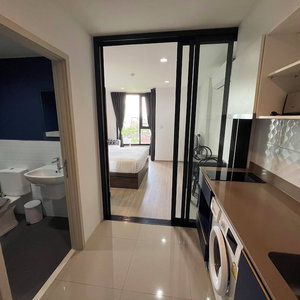 Hotel The Base Central-Phuket cazare Wichit