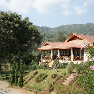 Hotel Phuoobfa Resort cazare San Sai