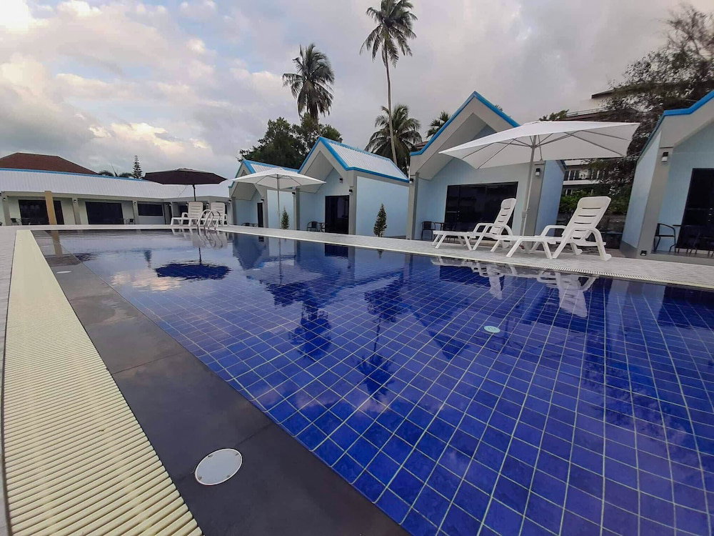 Hotel Cc Beach Resort