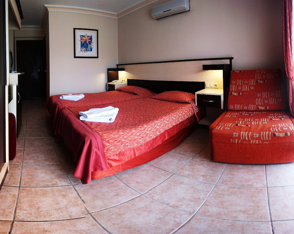 Hotel Himeros Beach Hotel