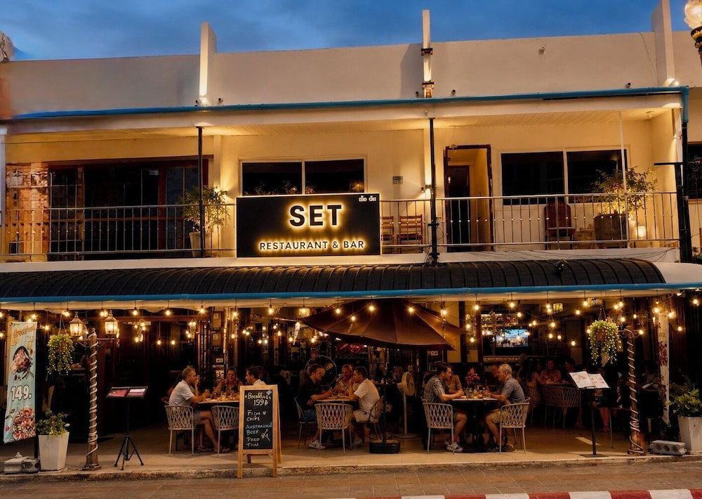 Hotel Set Inn Restaurant & Bar