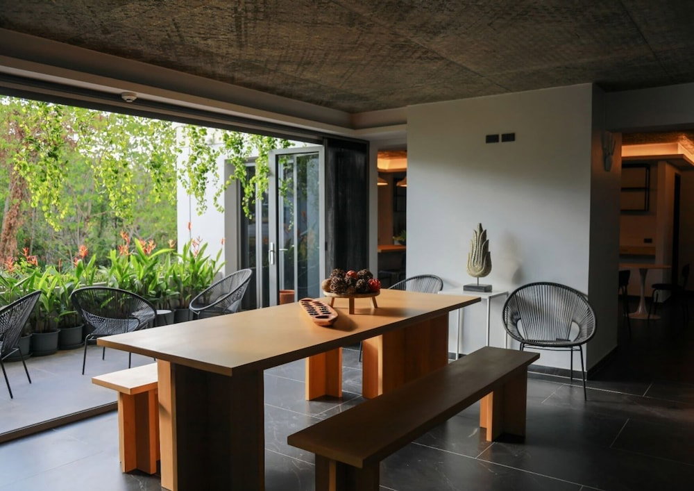 Hotel Ozonicia Family Suites Mai Khao Phuket Yacht Haven