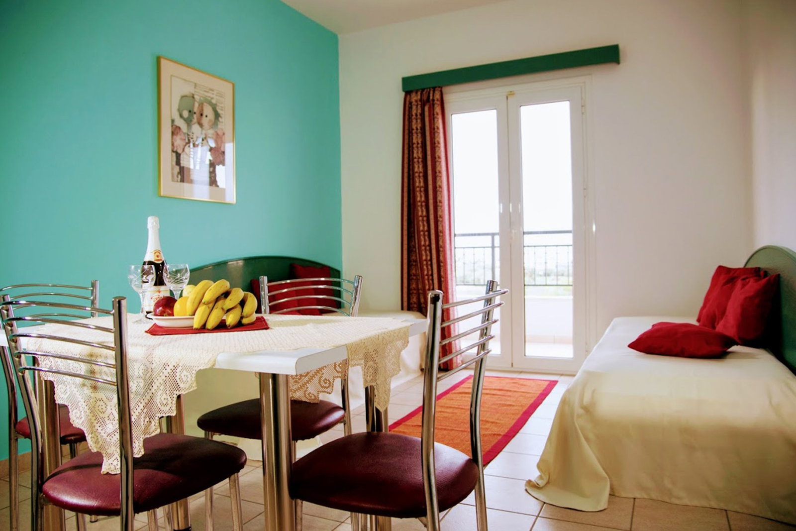 dal travel Theoni Apartment