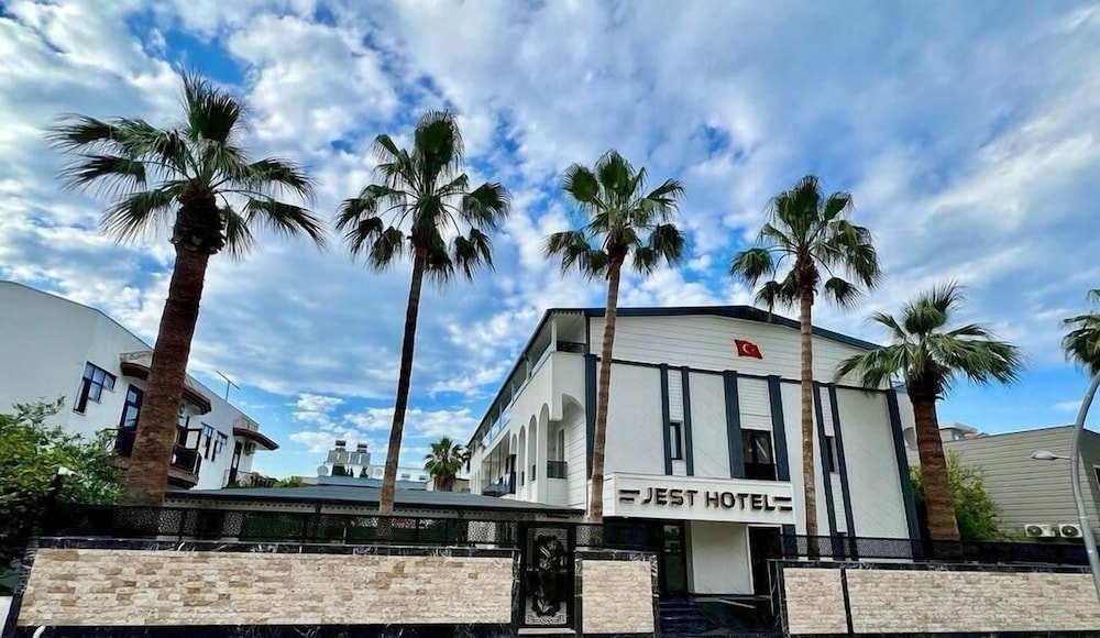 Hotel Jest Otel