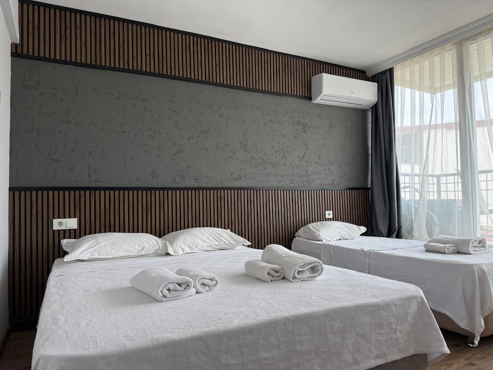 Hotel Romeo Beach Hotel