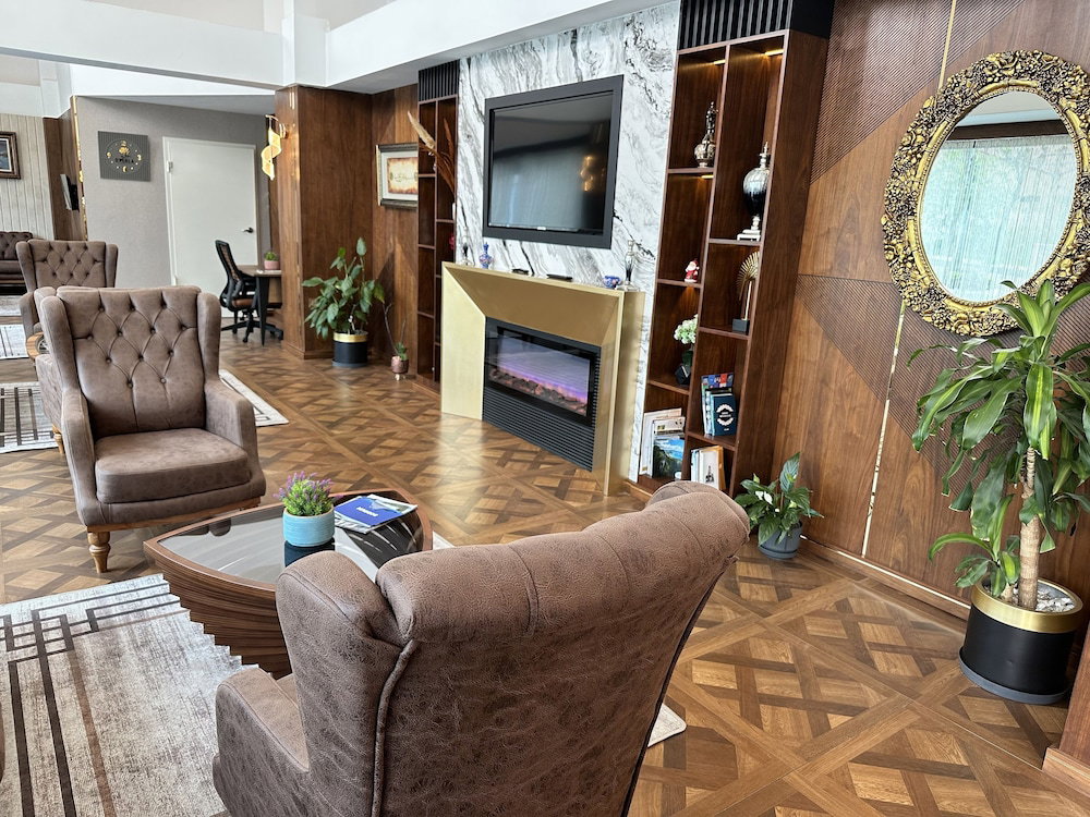 Trademark Collection By Wyndham Operla İstanbul Airport Hotels