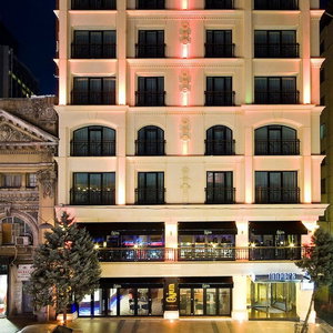 Hotel Innpera Hotel cazare Eminoenue