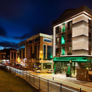 Hotel Holiday Inn Istanbul - Kadikoy By Ihg cazare Evrese