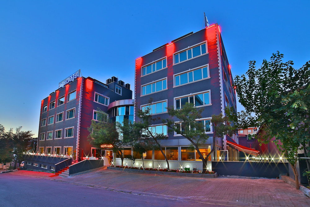 Hotel The Hera Premium Hotels