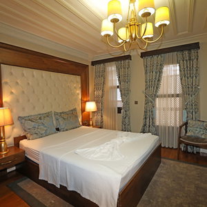 Hotel Mezzo Hotel cazare Evrese