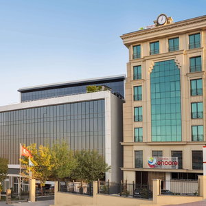 Hotel Ramada Encore By Wyndham Istanbul Basin Express cazare Mahmutbey