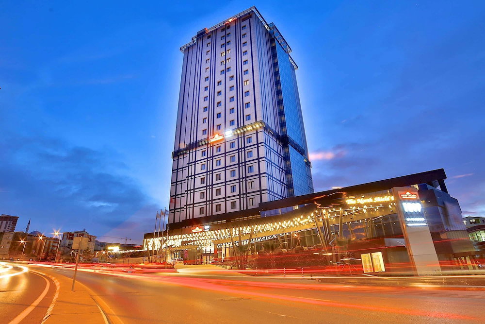 Hotel Tryp By Wyndham Istanbul Basın Ekspres